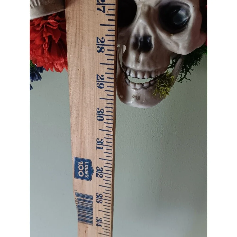 Skull & Flower Decor Mirror Frame Wall Hanging with Multiple Skulls